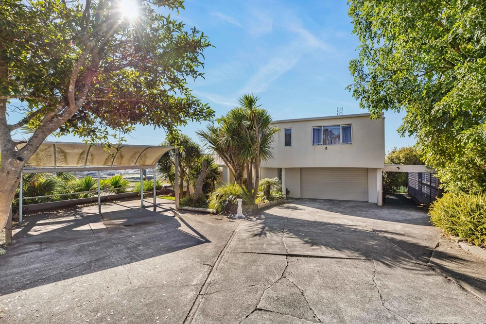 Photos of 196 Glenvar Road