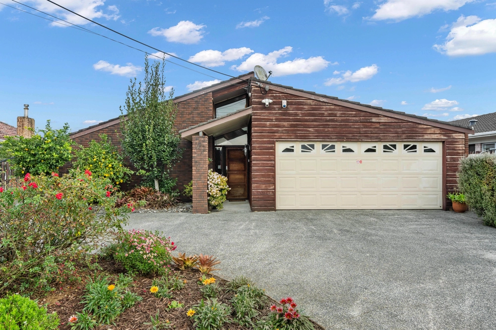 Photos of 41 Churchill Street