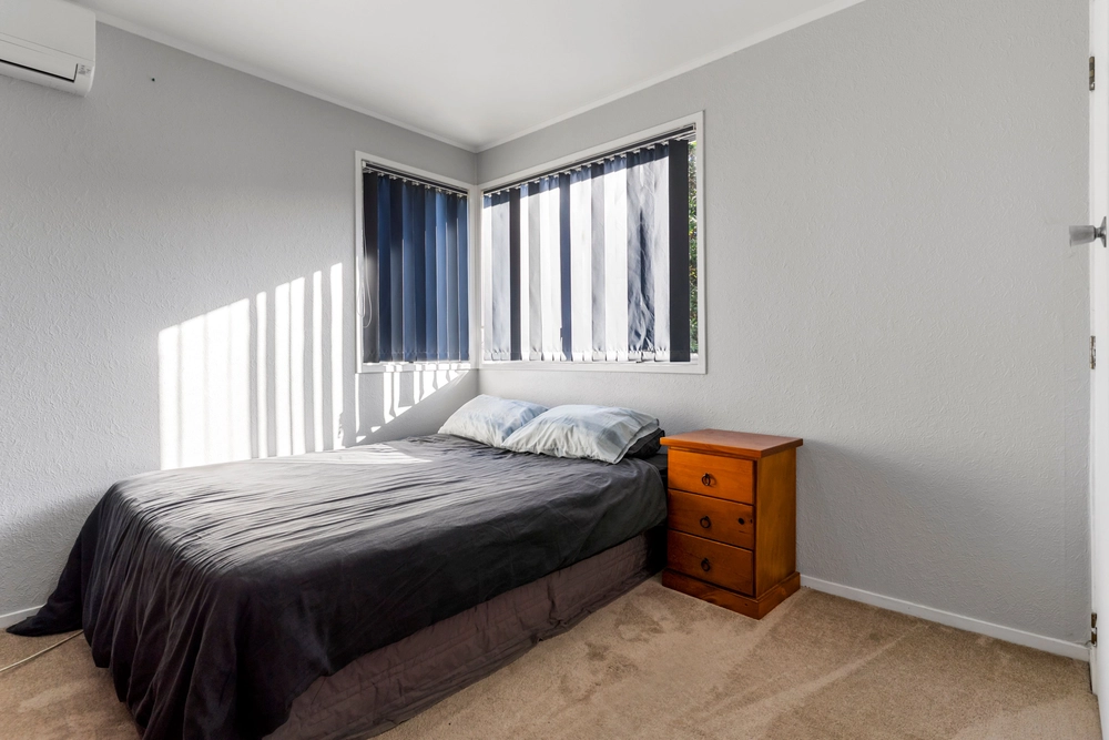 Photos of 13 Gibbons Road