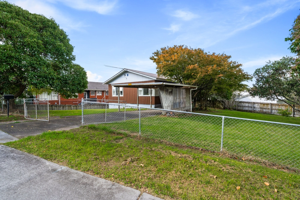 Photos of 4 Boundary Road