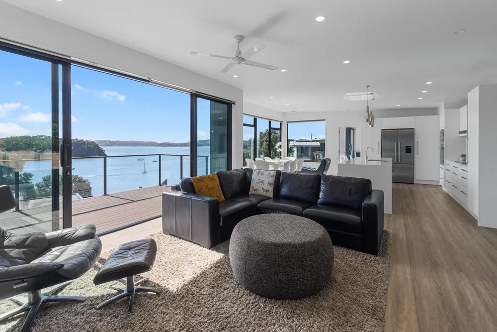 Photos of 30D Sullivans Road