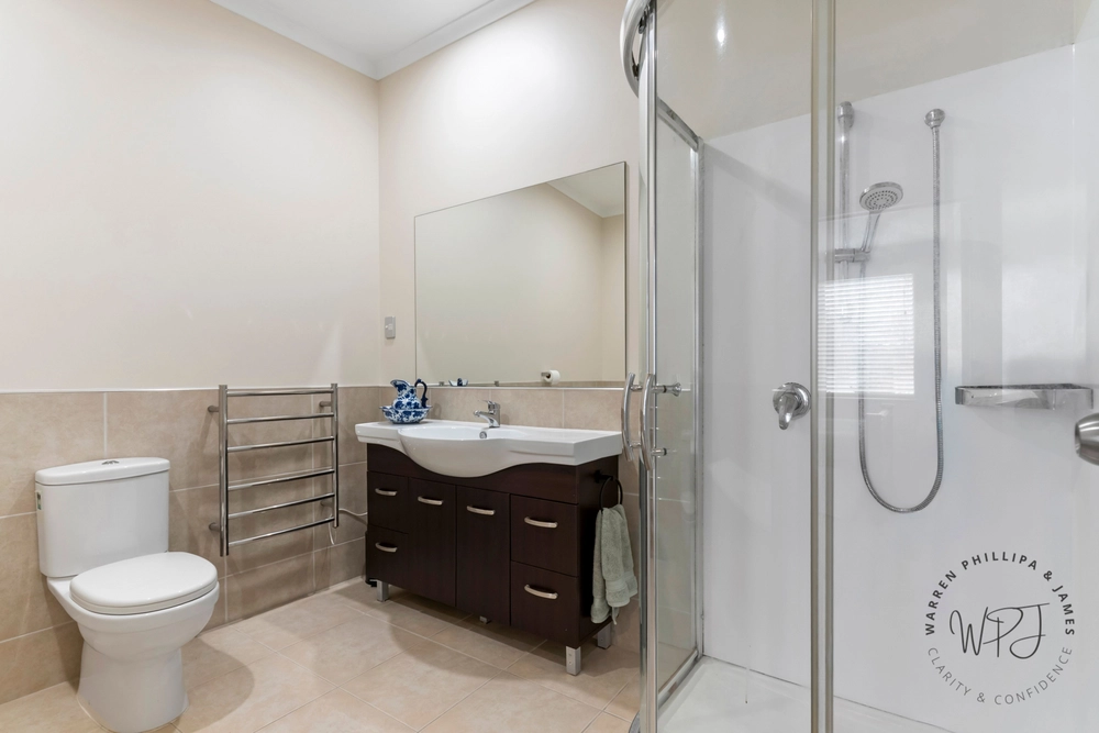 Photos of 31 McGinty Street