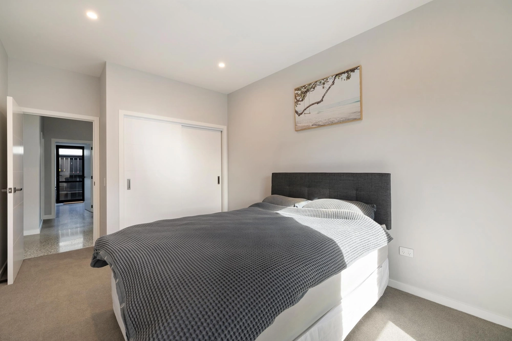 Photos of 11 Coopworth Road, Hanley's Farm