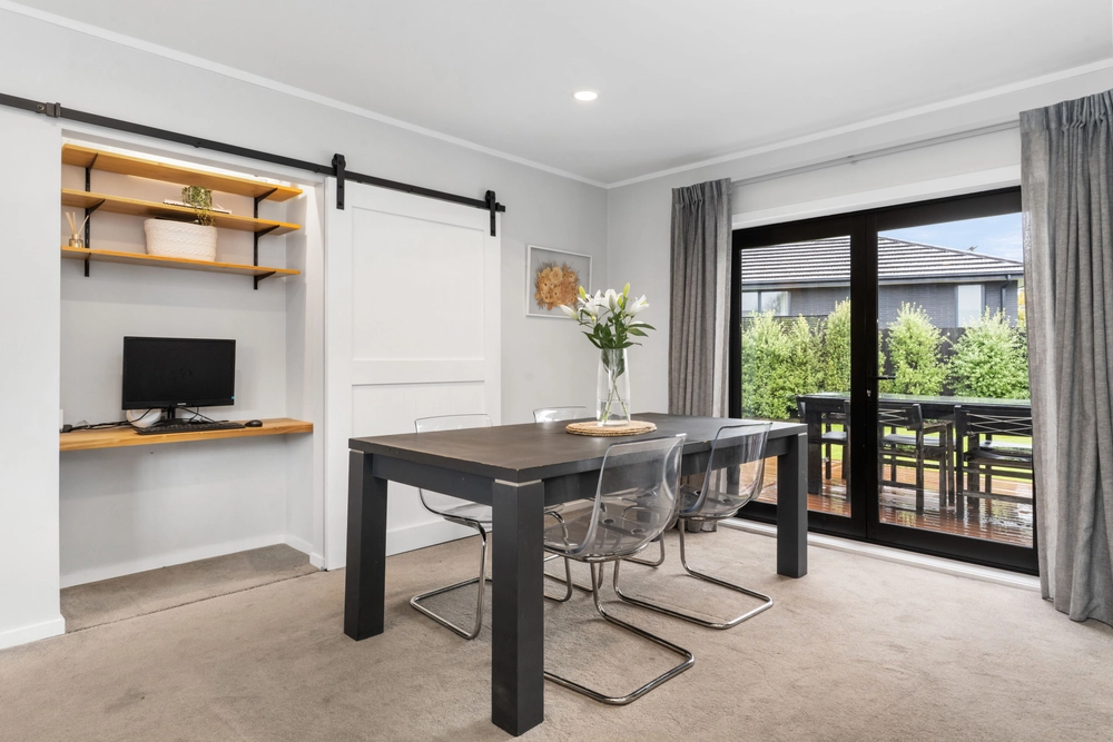 Photos of 586 Trents Road