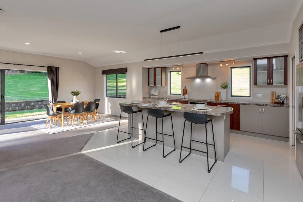 Photos of 43 Roydon Drive