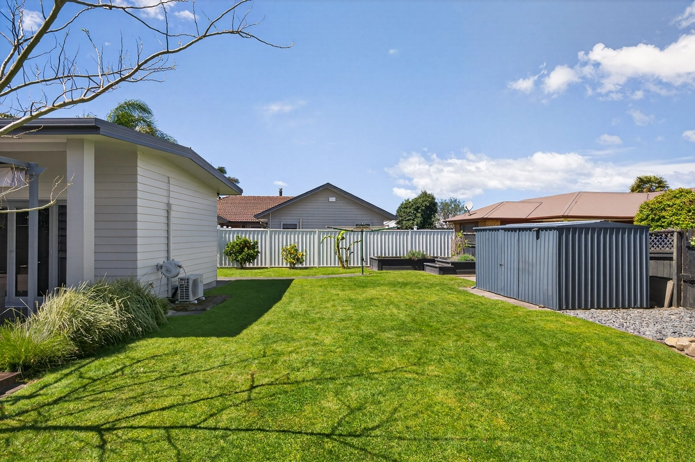 Photos of 3 Pohutukawa Grove