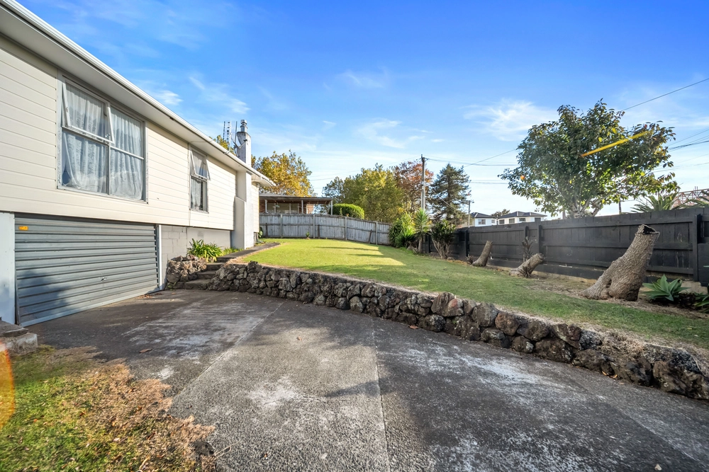 Photos of 36 Landon Avenue