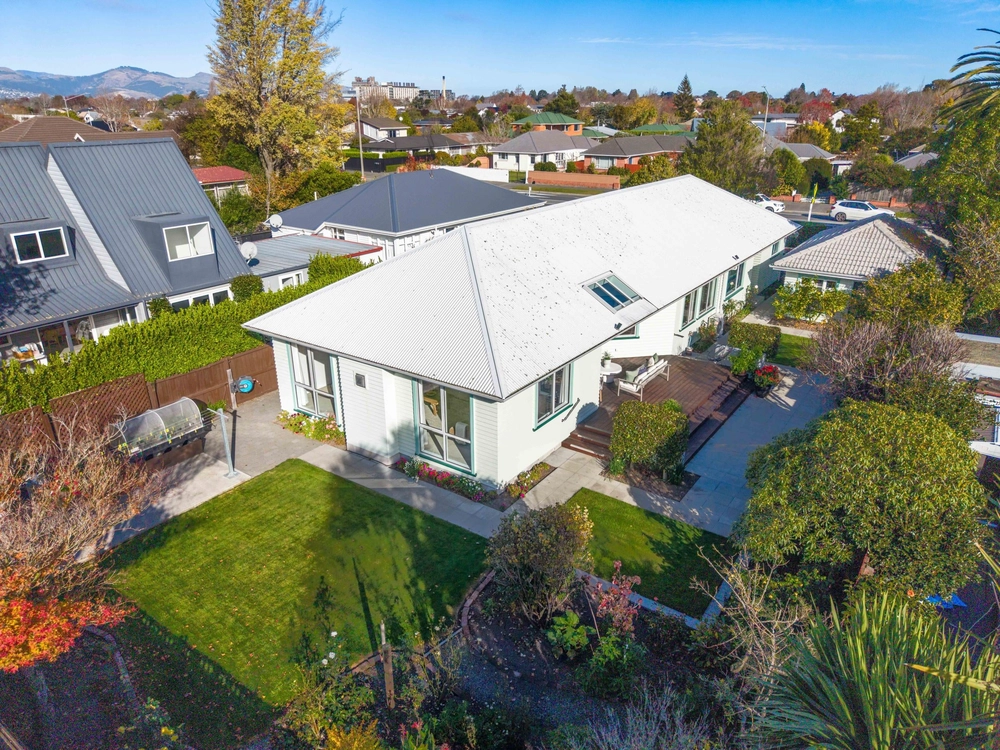 Photos of 100 Memorial Avenue