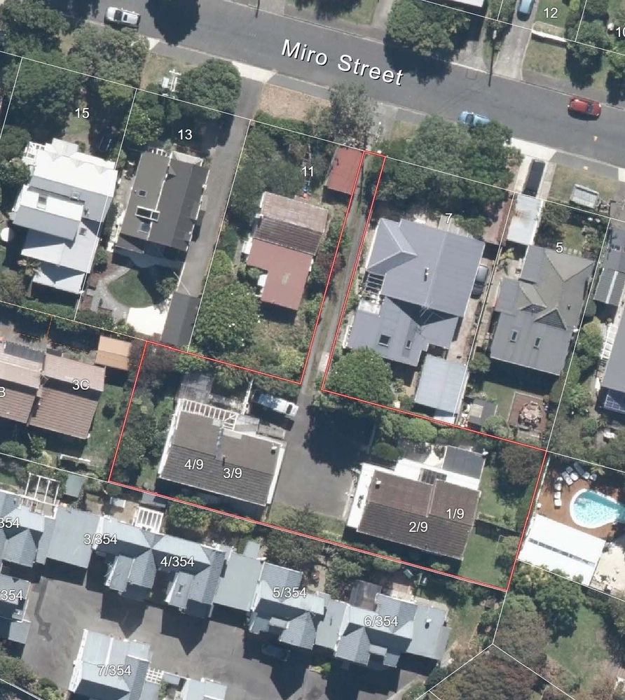 Photos of 9 Miro Street