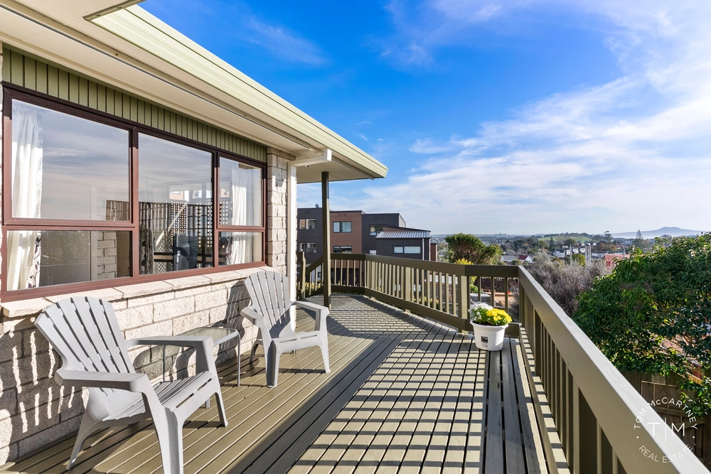 Photos of 64B Highland Park Drive