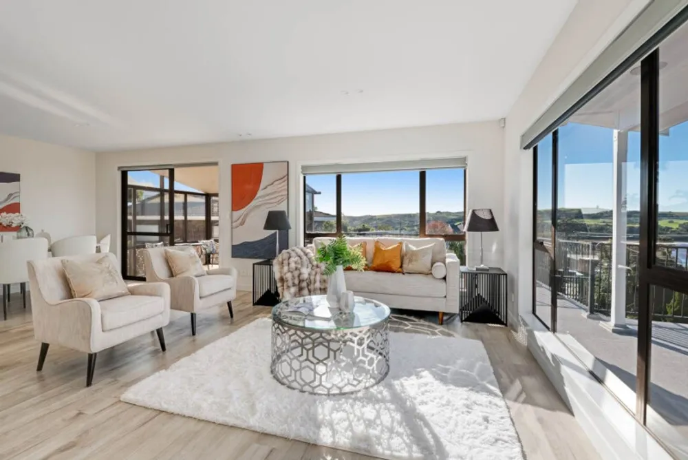 Photos of 64 Shakespear Road