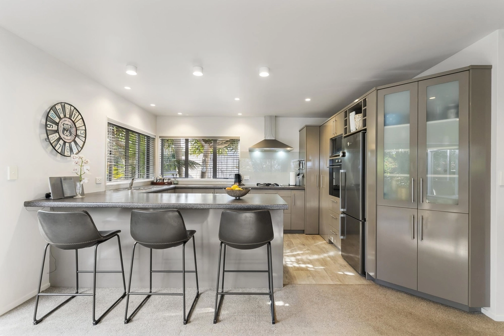 Photos of 44A Bleakhouse Road