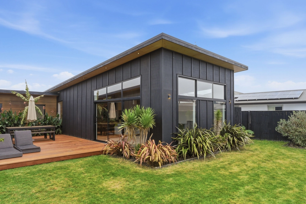 Photos of 93 Beachvale Drive