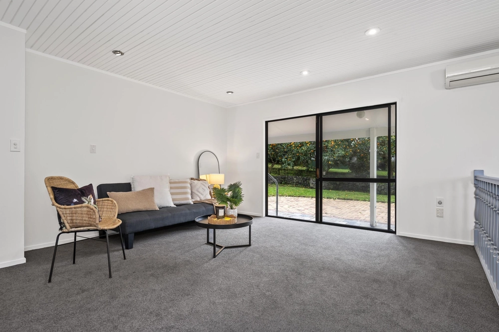 Photos of 53 Heron Avenue