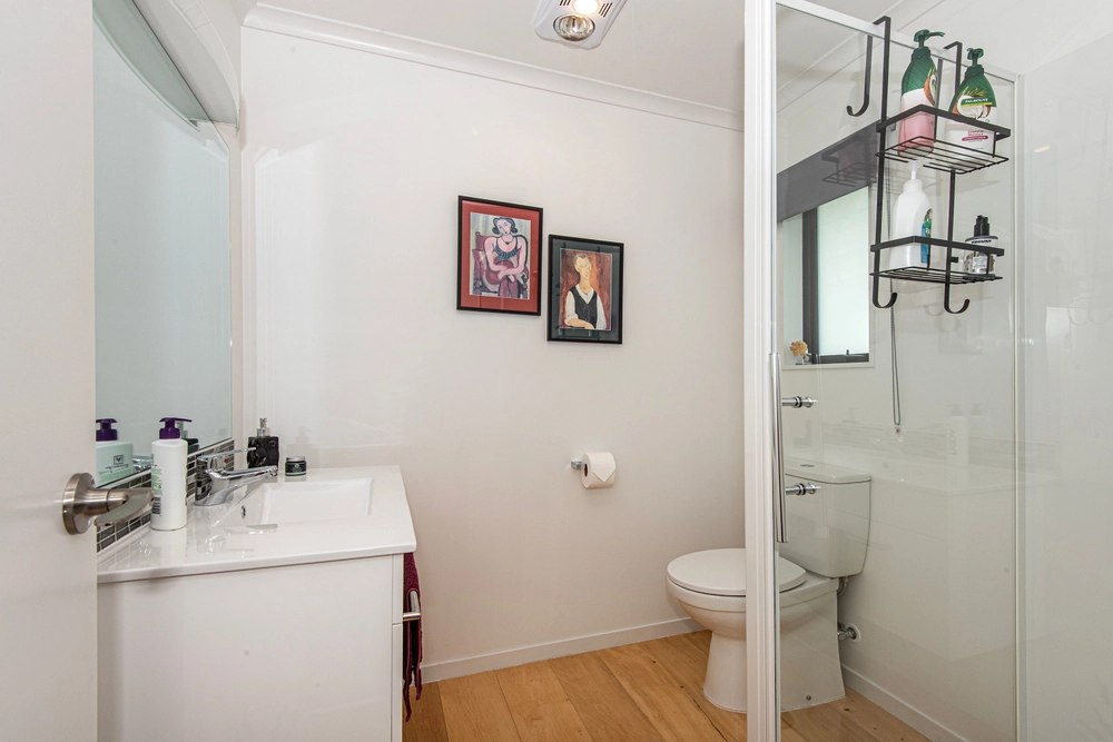 Photos of 27 Hodge Road