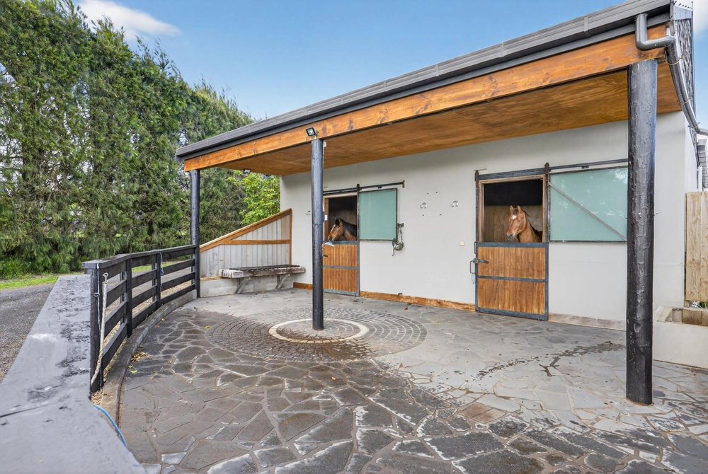 Photos of 333 Tuhimata Road