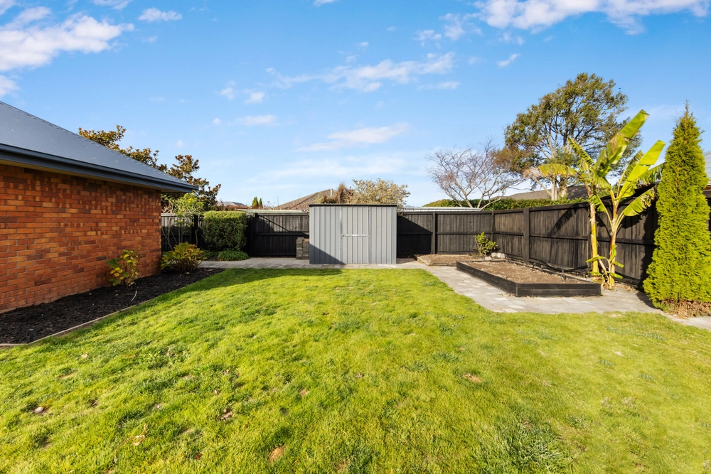 Photos of 45 Kinsella Crescent
