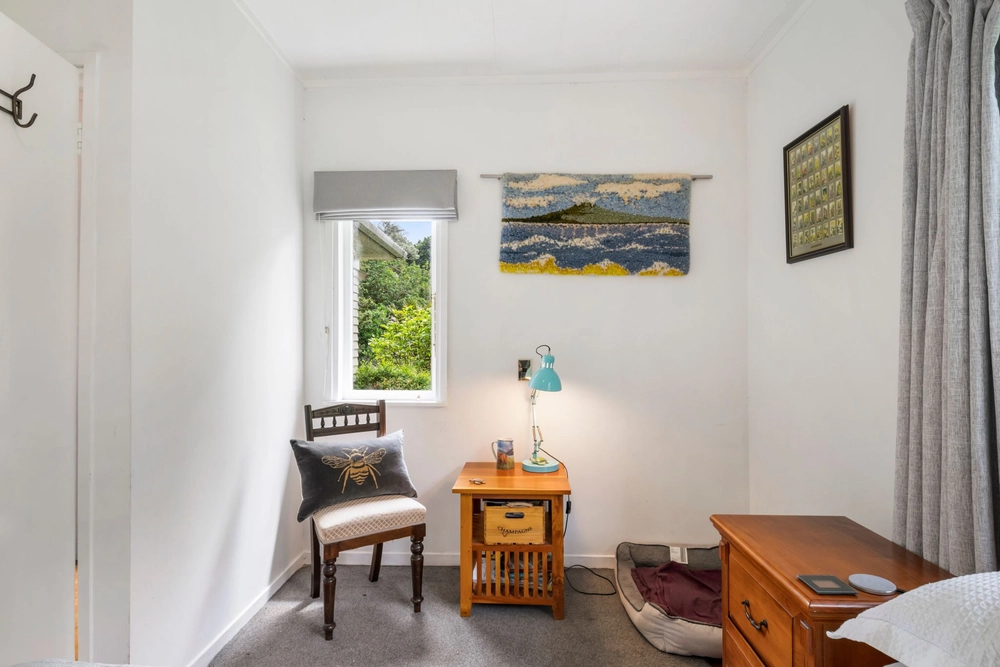 Photos of 83 Endeavour Street