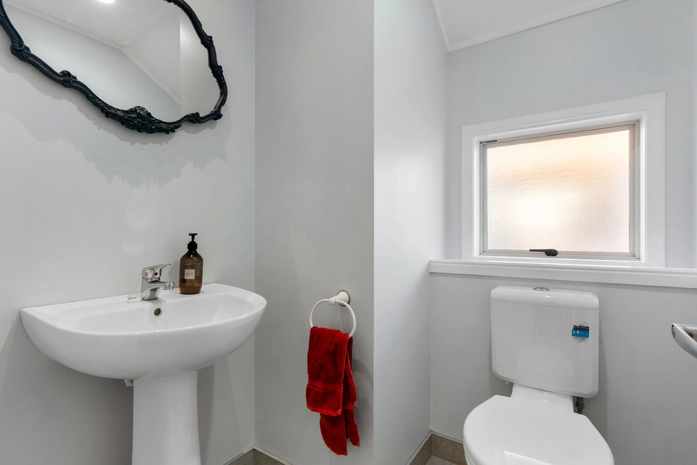 Photos of 12 Kentia Way