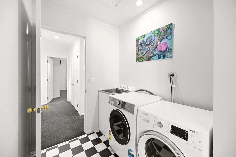 Photos of 9 Wembley Close