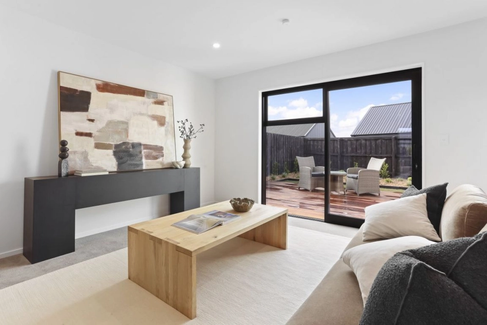 Photos of 2 Cathie Street