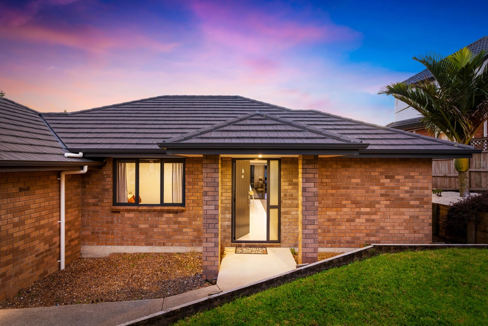 Photos of 16b Kinross Street