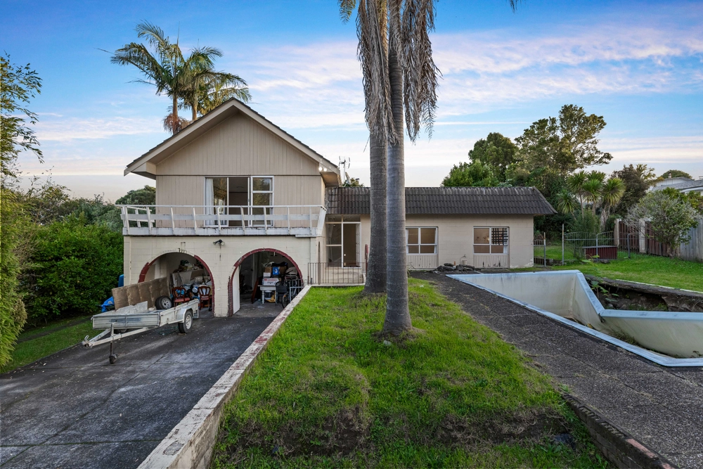 Photos of 273A Royal Road
