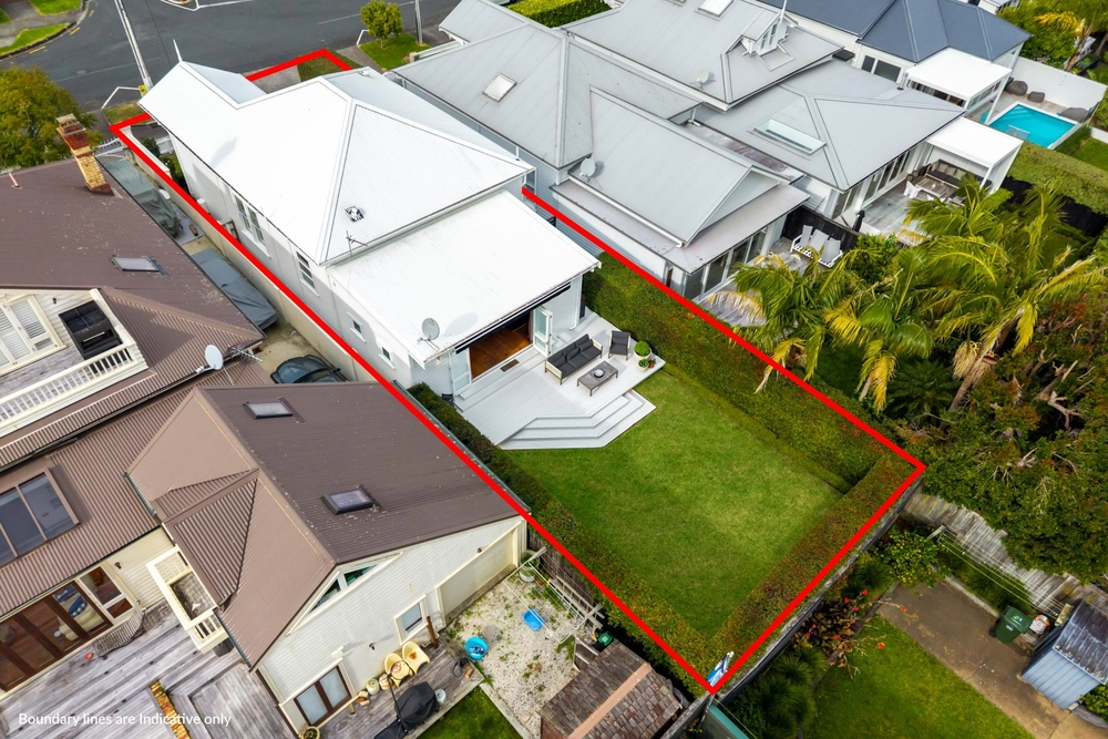 Photos of 51 Ardmore Road
