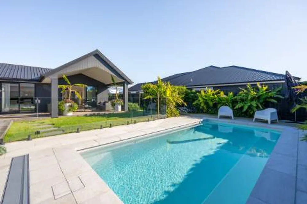 Photos of 47 Colpoma Close