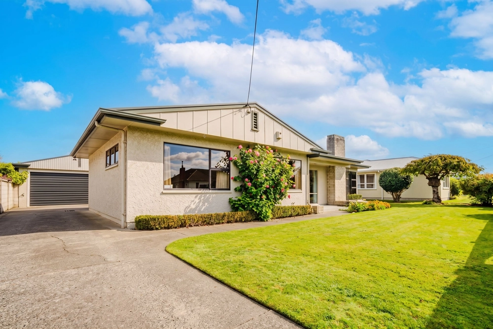 Photos of 404 Purser Place