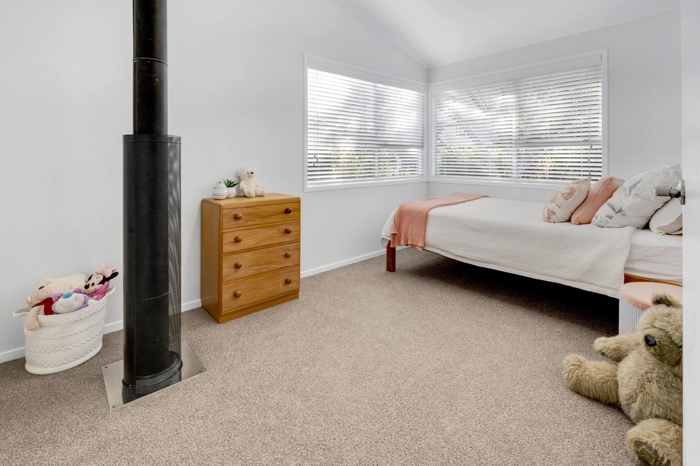 Photos of 12 Camwell Close