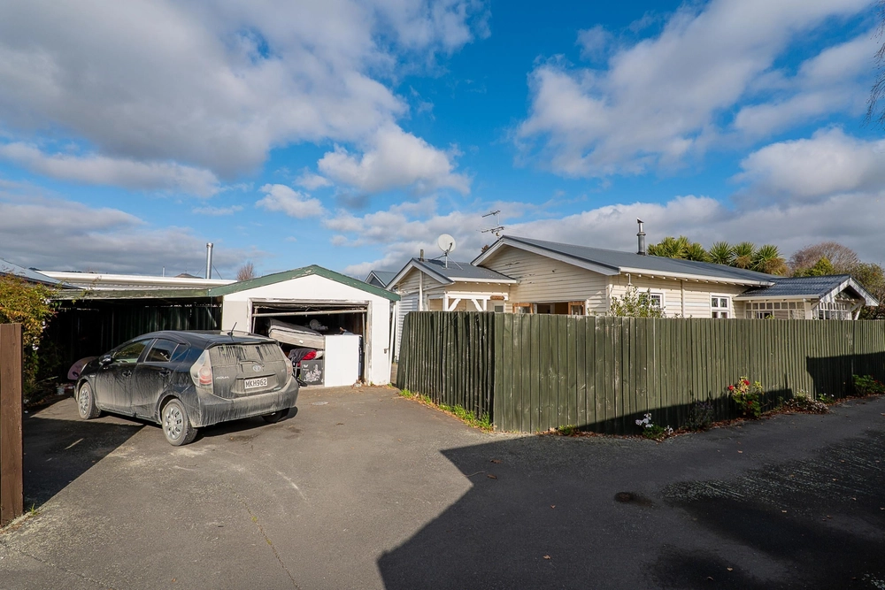 Photos of 128 Lyttelton Street