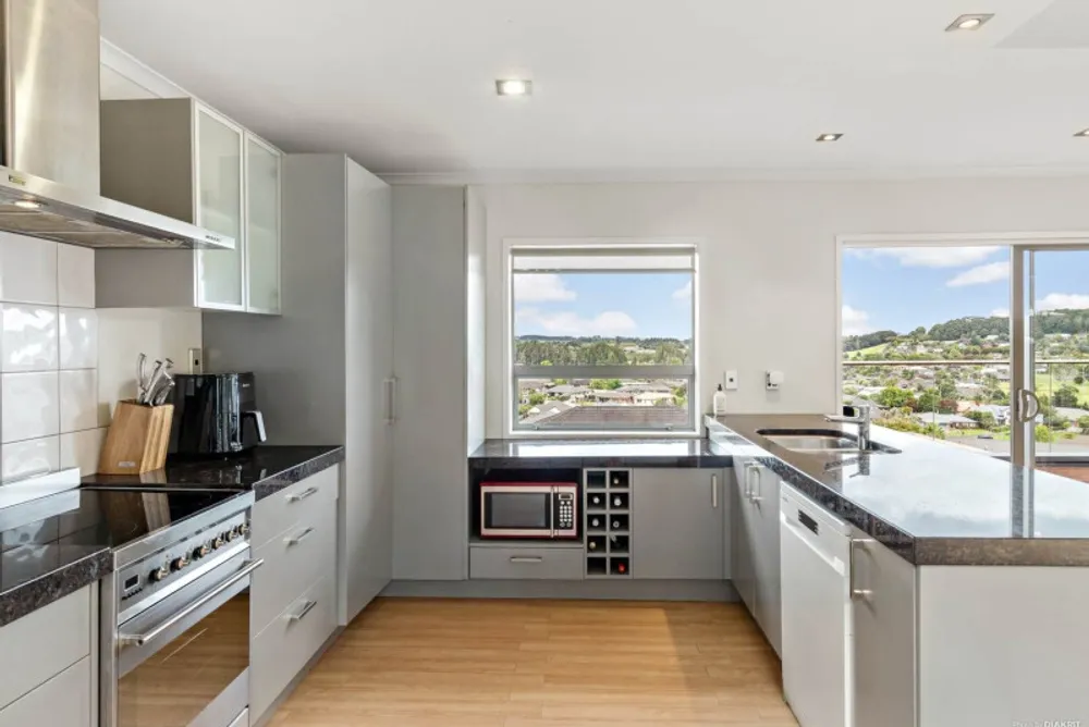 Photos of 14 Valley Heights Lane