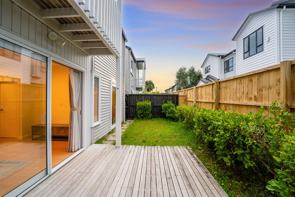 Photos of 17C Holland Avenue