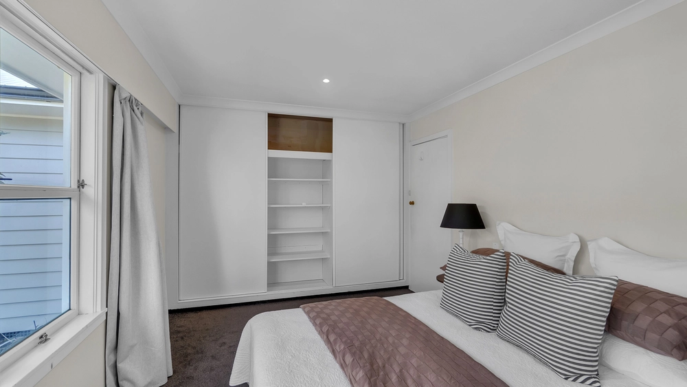 Photos of 13 Hewlings Street