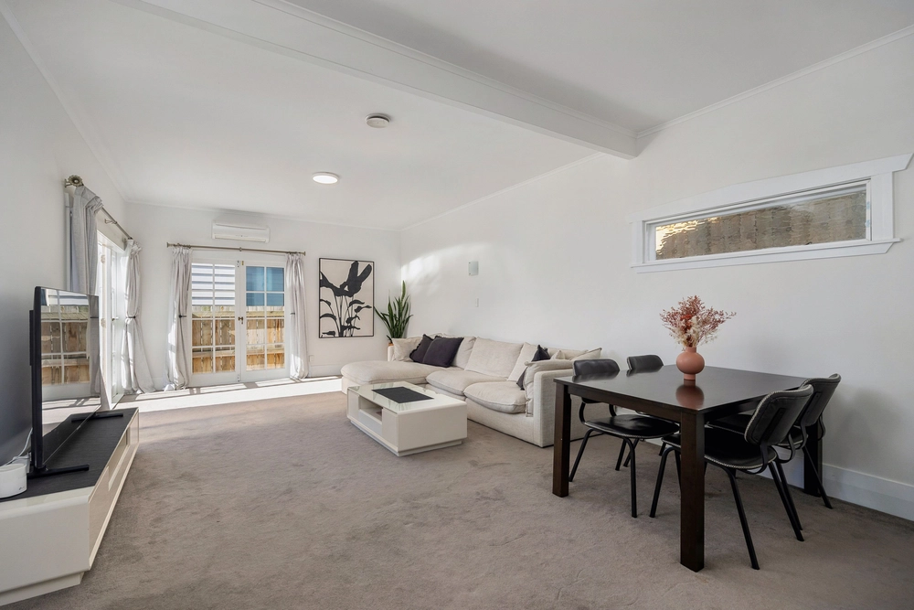 Photos of 116 Carrington Road