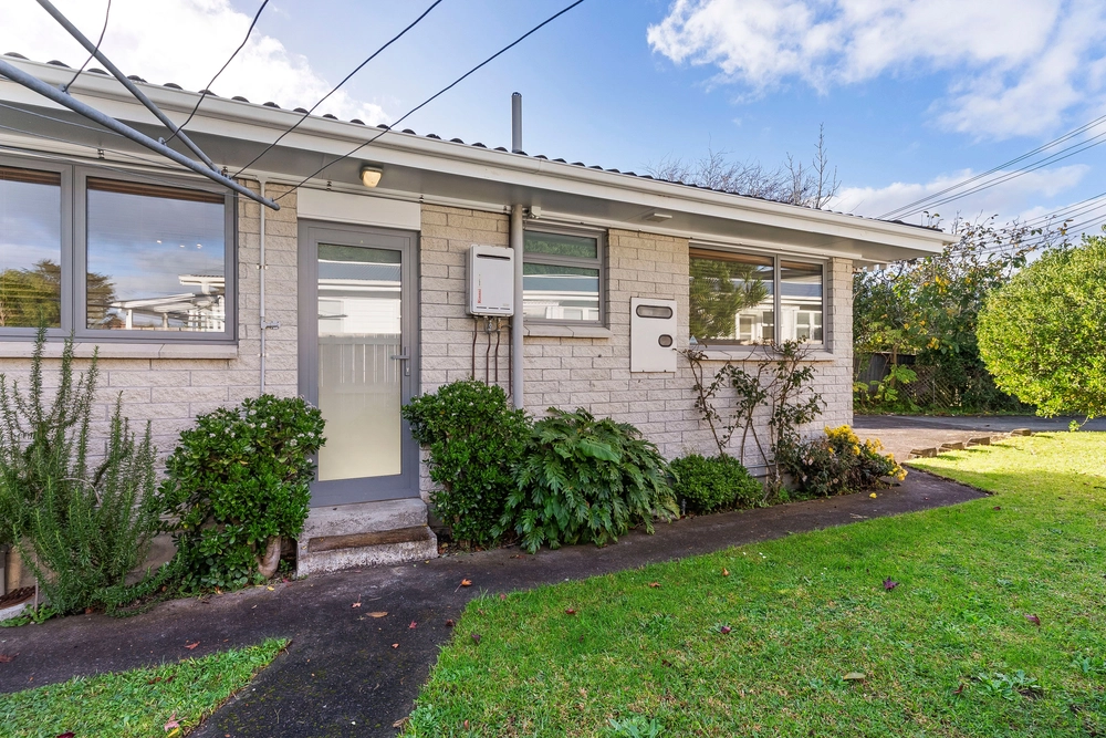 Photos of 18A Holly Street