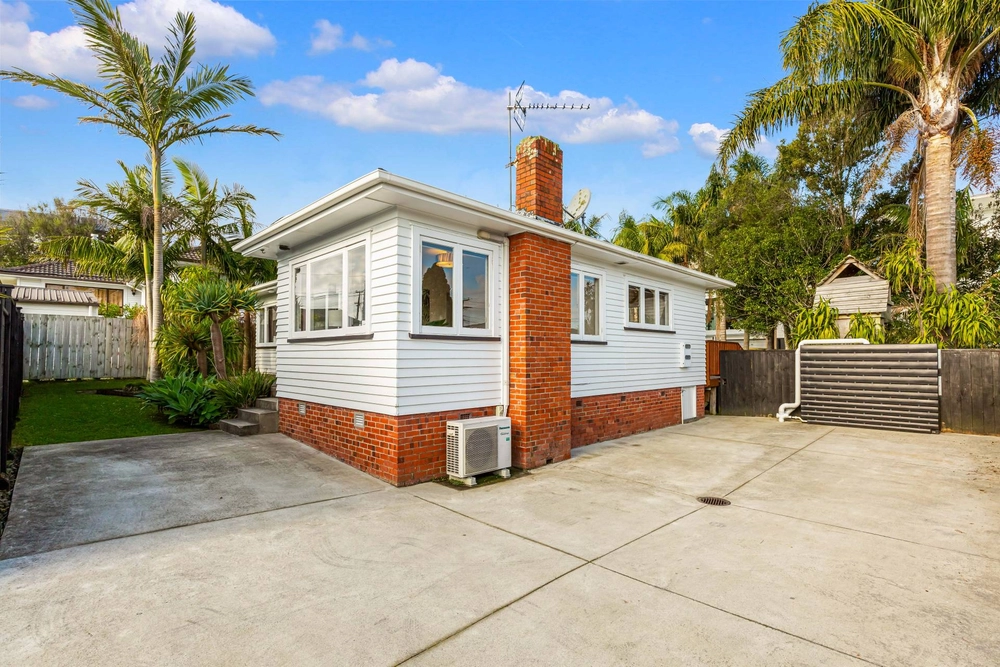 Photos of 16 gloria avenue te