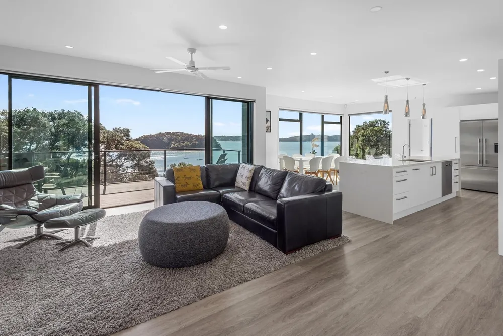 Photos of 30D Sullivans Road