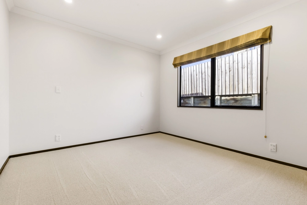 Photos of 45 Arrowsmith Avenue