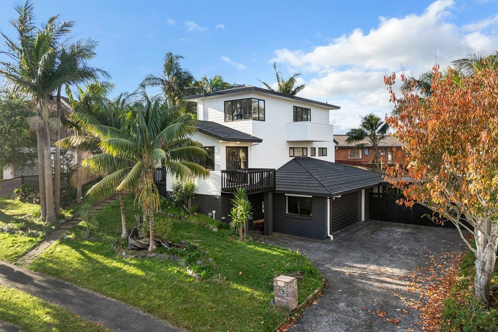 Photos of 34 Saint Annes Crescent