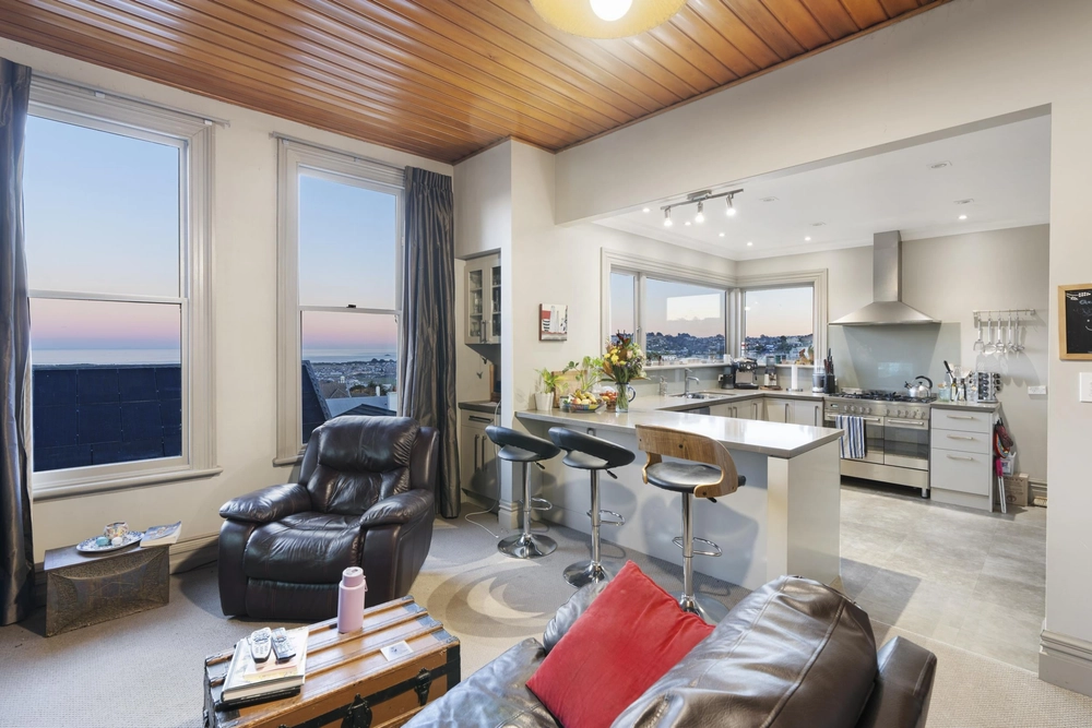 Photos of 101 Eglinton Road