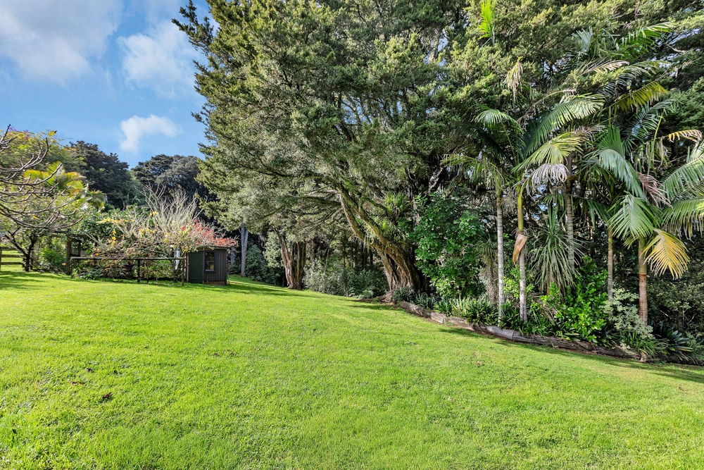 Photos of 270 Vinegar Hill Road