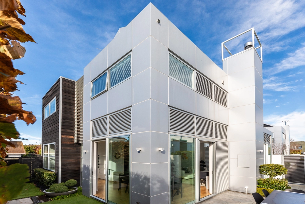 Photos of 80 Winchester Street