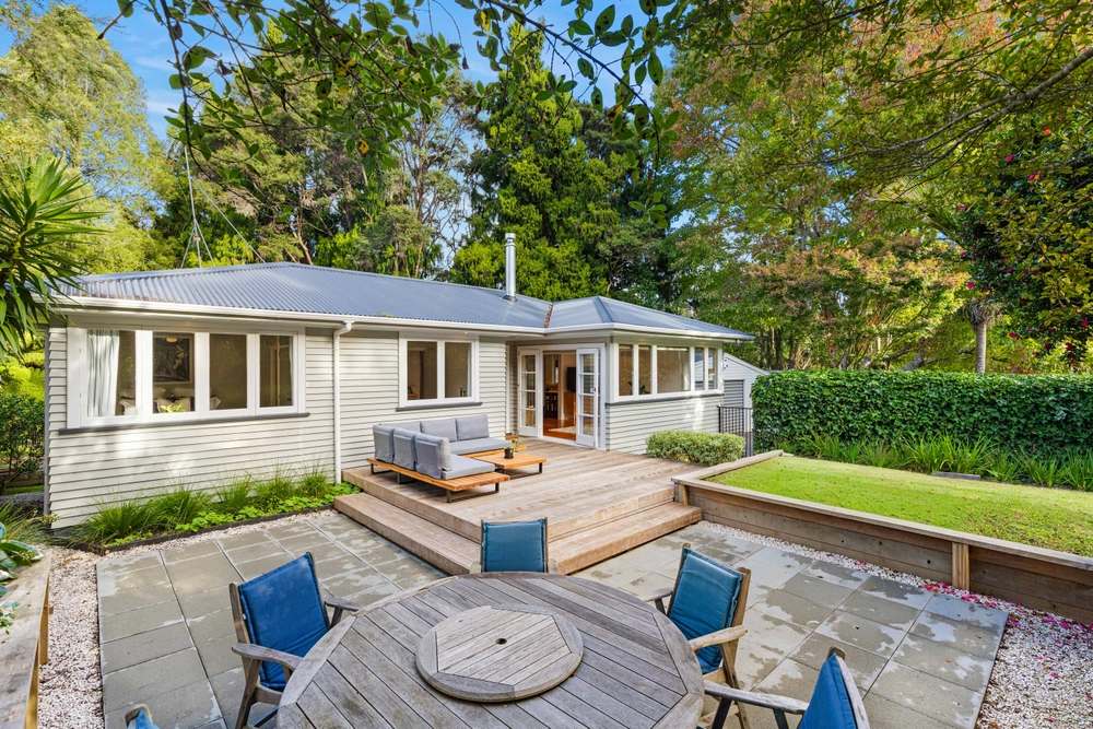 Photos of 200 Woodlands Park Road