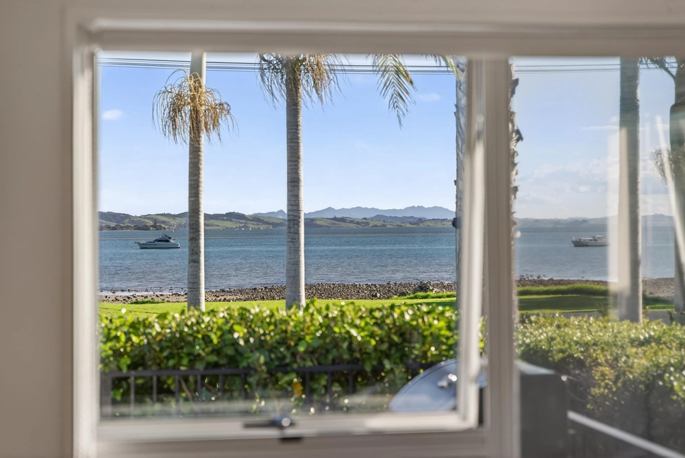 Photos of 1921 Whangarei Heads Road