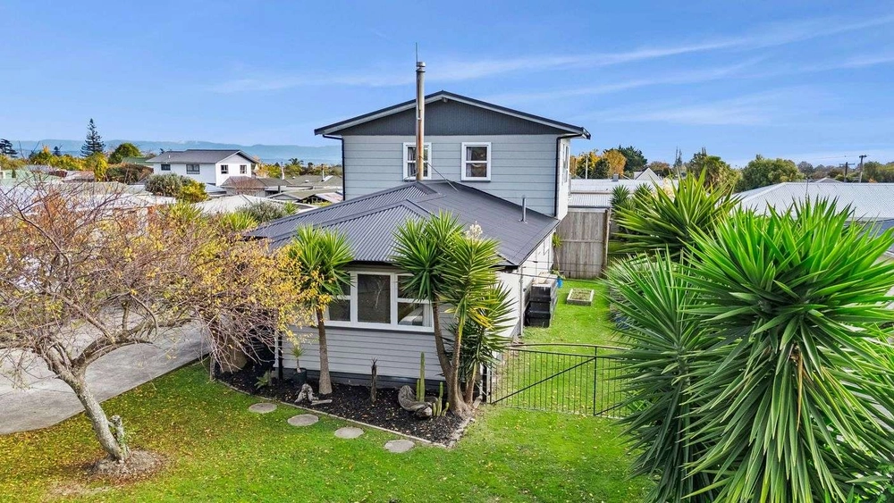 Photos of 314 Suffolk Road