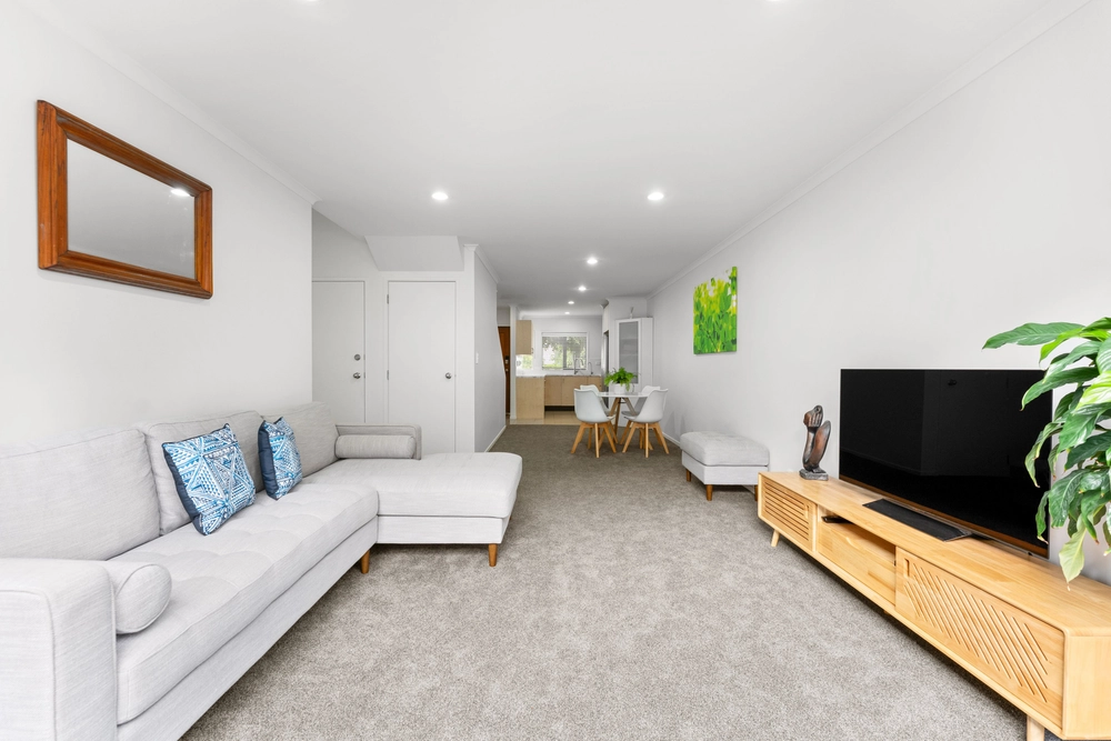 Photos of 19G Vause Street