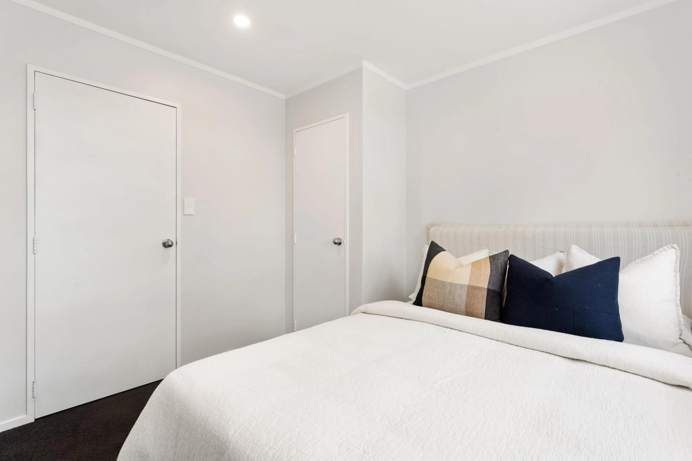 Photos of 52A Rolleston Street
