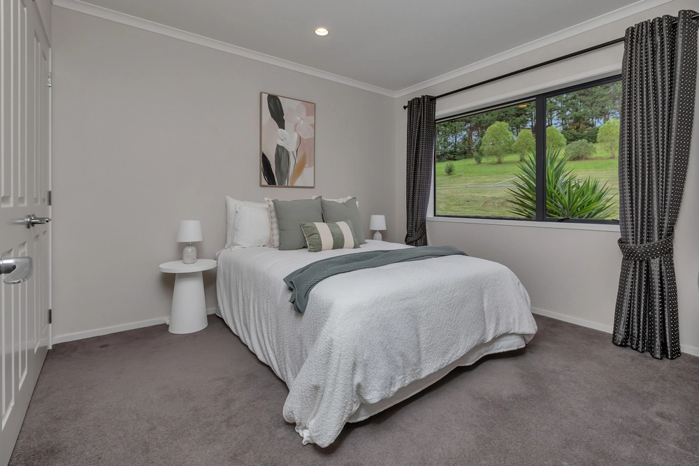 Photos of 43 Roydon Drive
